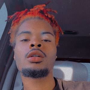 Meet your Posher, Dominque